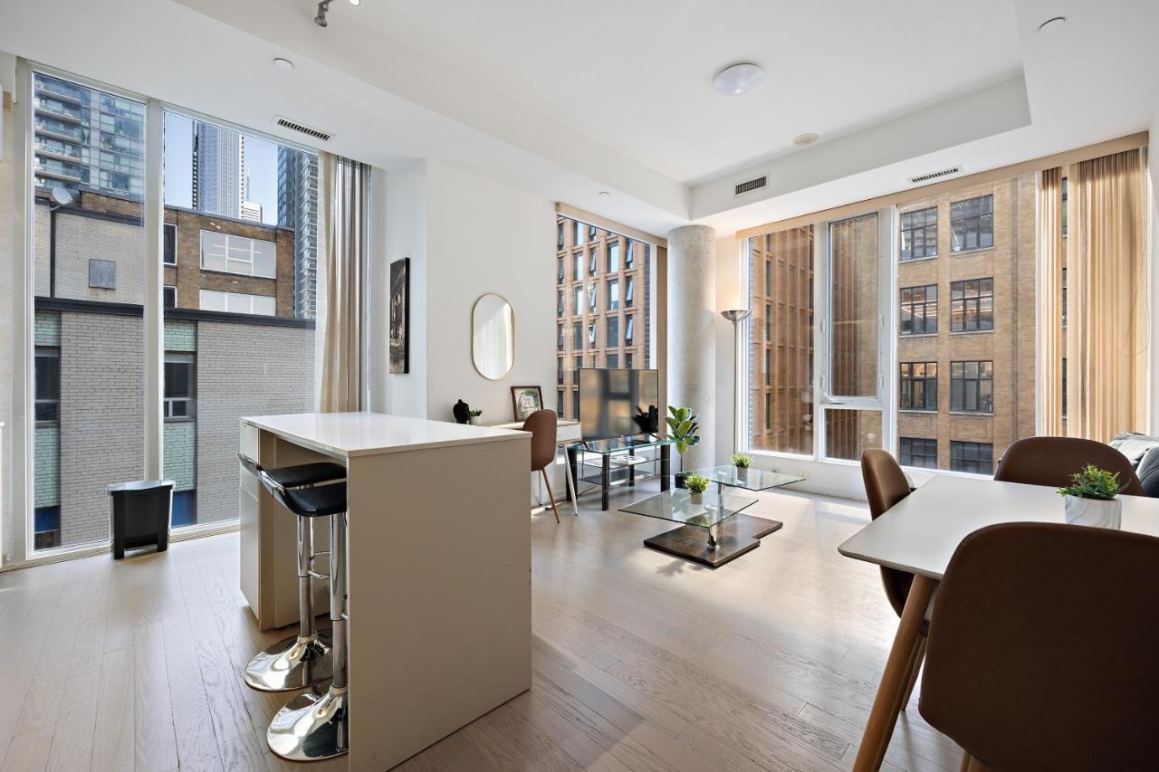 Modern Condo In The Heart Of Downtown Τορόντο Εξωτερικό φωτογραφία