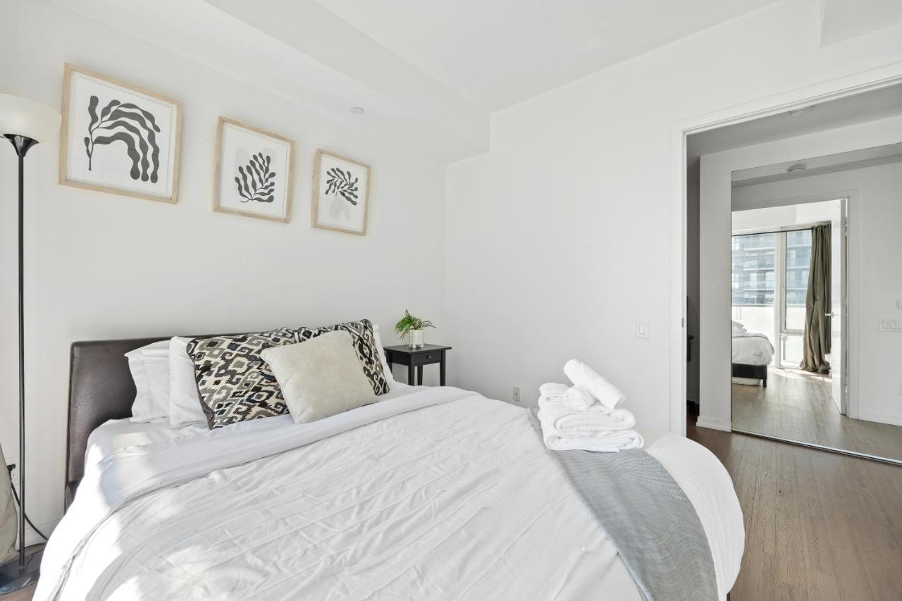 Modern Condo In The Heart Of Downtown Τορόντο Εξωτερικό φωτογραφία