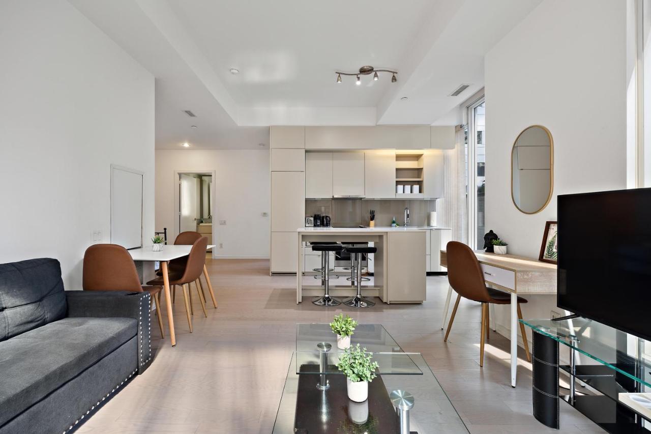 Modern Condo In The Heart Of Downtown Τορόντο Εξωτερικό φωτογραφία